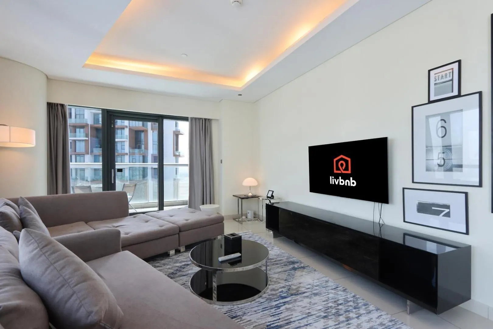 Apartment 2Br Oasis In Damac Towers By Livbnb Dubai