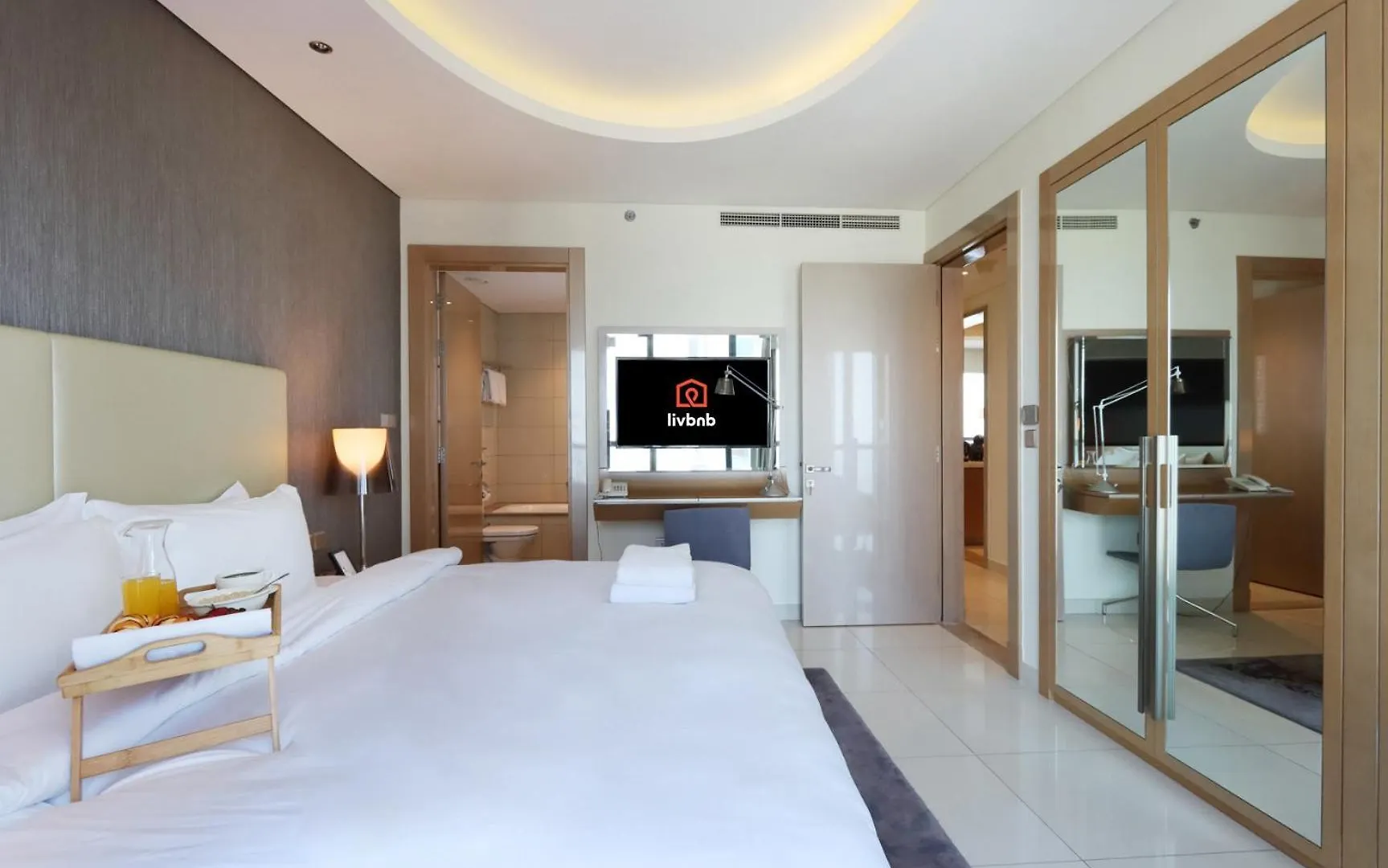Apartment 2Br Oasis In Damac Towers By Livbnb Dubai