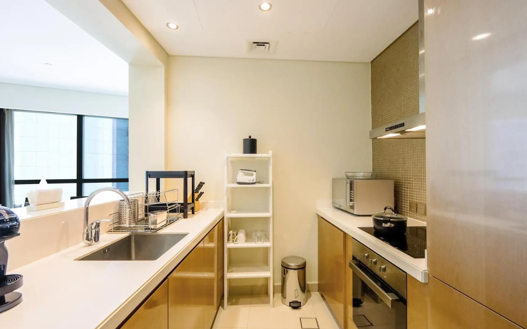 2Br Oasis In Damac Towers By Livbnb Dubai Apartment