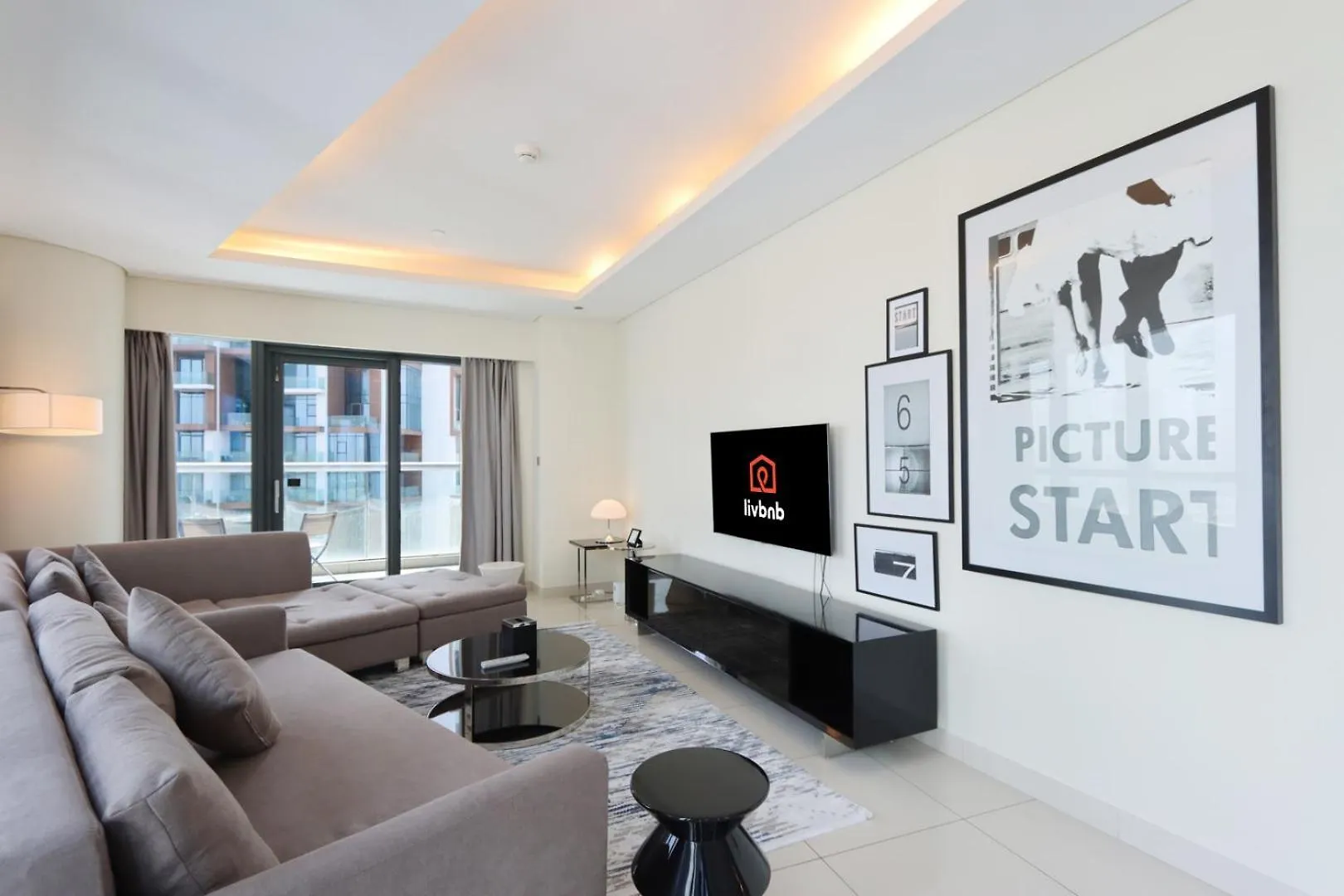 2Br Oasis In Damac Towers By Livbnb Dubai 0*,